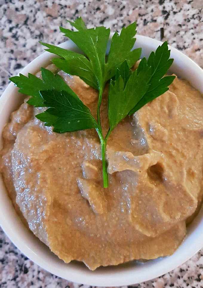 Una foto de Dip de lentejas