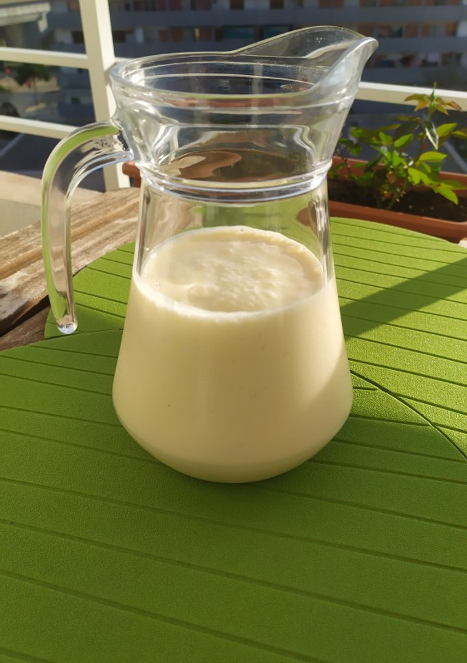 Una foto de Batido mango y plátano