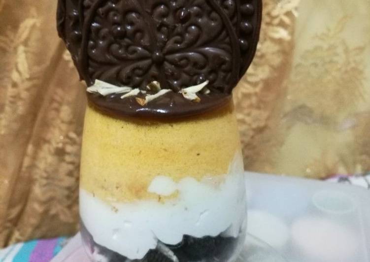 Recipe of Super Quick Homemade Oreo mango dessert