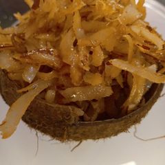A picture of Coconut flakes.