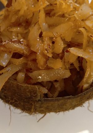 A picture of Coconut flakes.