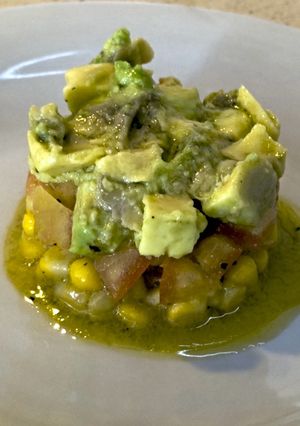 Una foto de Aguacate, mostaza y millo