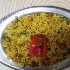 Methi peanut potato pulav A picture of Methi peanut potato pulav.