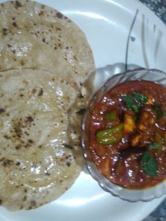 પનીર ટિક્કા મસાલા વિથ રોટી રેસીપી મુખ્ય ફોટો