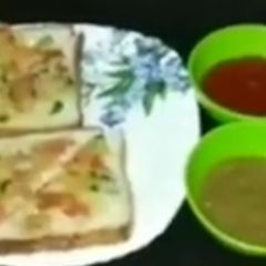 A picture of Bread pizza.