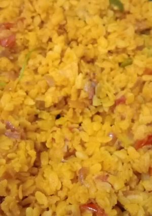 कांदा पोहा (kanda poha recipe in hindi) रेसिपी मुख्य फोटो
