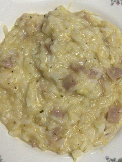 Una foto de Risotto con jamón