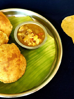பாசிப்பருப்பு பூரி(moong dal poori recipe in tamil) செய்முறை முக்கிய புகைப்படம்