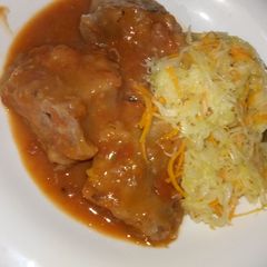 A picture of Arrowroot and steamed white cabbage#mystyle#charity suppo recipe.