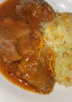 A picture of Arrowroot and steamed white cabbage#mystyle#charity suppo recipe.