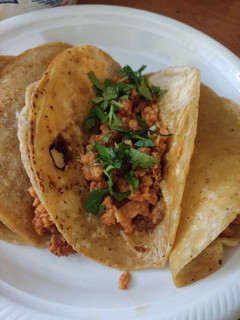Una foto de Tacos de Soya con chorizo y tocino