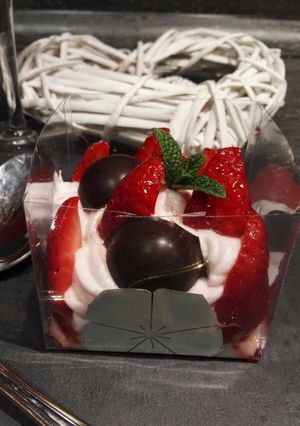 Foto principal de Seducción en Montecarlo, fresas con mucha pasión