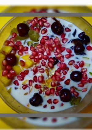 फ्रूट मुसली(fruit Musali recipe in hindi) रेसिपी मुख्य फोटो