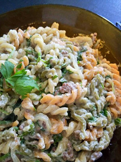 Foto resep Spinach and Fusilli Pasta with Carbonara sauce (Fusilli carbonara dengan bayam)