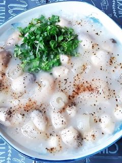 Hình của món CHÁO giò heo với nấm rơm.