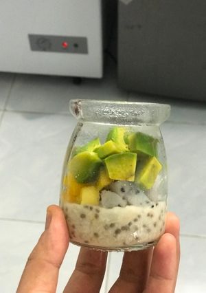 Hình của món Yến mạch qua đêm cho bé ăn dặm.