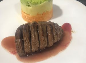 Foto principal de Magret de pato con salsa de uvas 🍇 y 3 purés