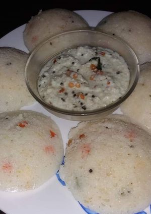 A picture of Coconut chutney.