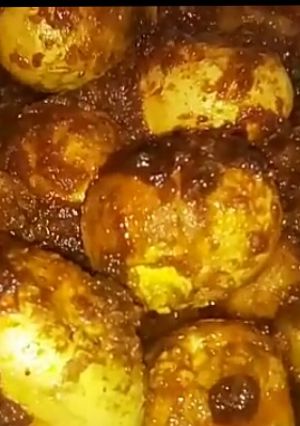 A picture of Village style Raj Hans r dim r curry.