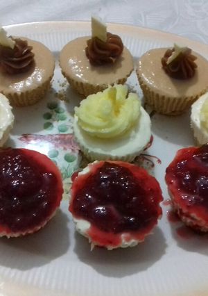 Una foto de Cheesecake mini 🍓🍋