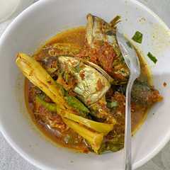 A picture of Ikan Kembung Bumbu Kuning.