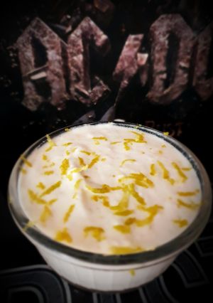 Une photo de Mousse légère au yaourt, saveur banane / citron vert