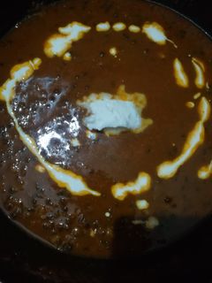 A picture of Dal bukhara.