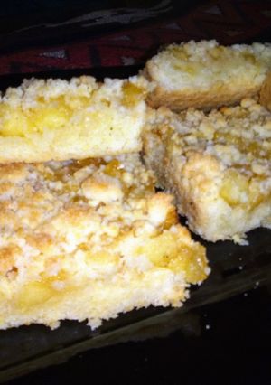 Una foto de Cuadraditos de tarta crumble de manzana
