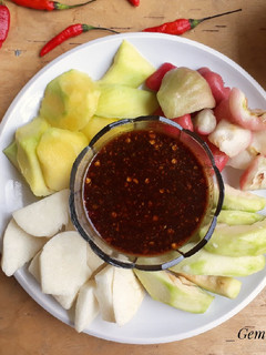 Foto resep Rujak Buah Bumbu Kacang