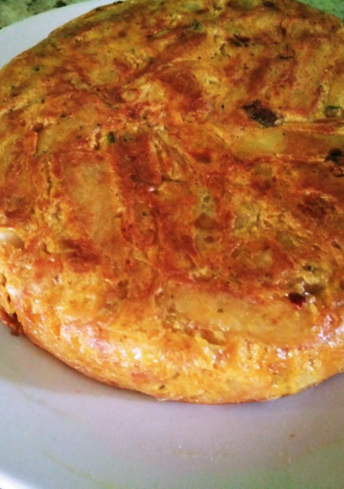 Una foto de Tortilla de papas fácil y económica!!!!