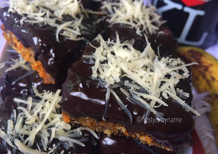 Pisang Nugget Cokelat tabur keju