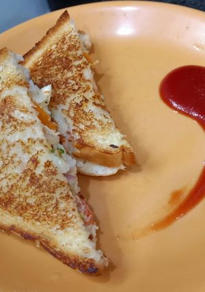 सैंडविच (sandwich recipe in Hindi) रेसिपी मुख्य फोटो