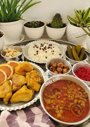 عکسی از دستور مرغ آب پز و پلو