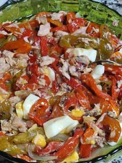 Una foto de Ensalada de pimientos asados