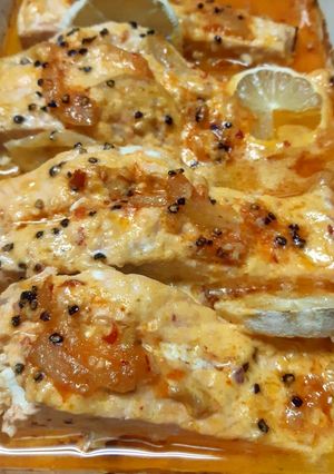 A picture of Salmon in oven.