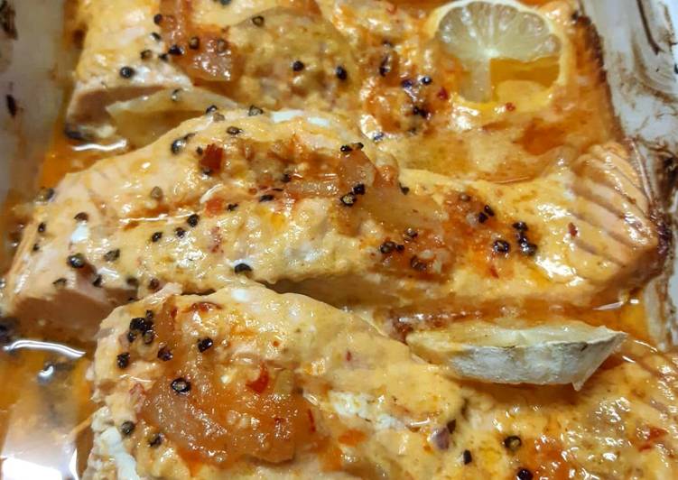 Recipe of Favorite Salmon in oven