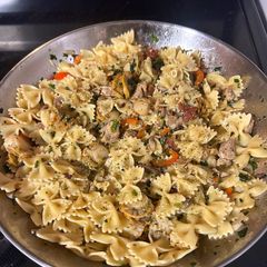 A picture of Pasta with Japanese Scallops and Sun Dried Tomatoes.