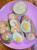 สลัดโรลกุ้งไข่ต้ม