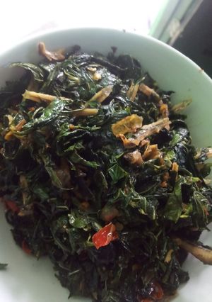 Foto resep Tumis daun singkong + teri