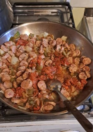 Una foto de Revuelto de papa chorizo y huevo!!