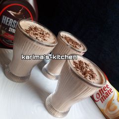 A picture of Irish cream.