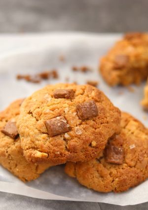 A picture of SOURDOUGH PEANUT BUTTER COOKIES 🍪🐾.