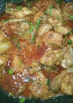 A picture of # eidkeypakwan Chicken karahi.