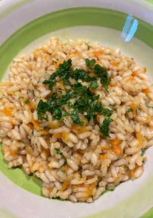 Foto di Risotto arancia, carota e rucola🍊🥕🥬