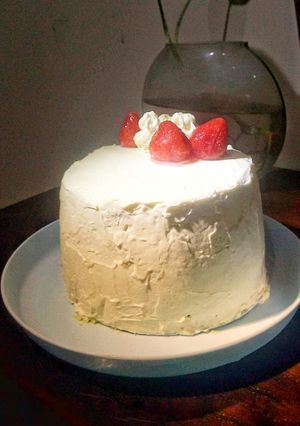 Foto resep Strawberry Cake with Homemade Mascarpone Butter Cream (No Pengembang SP)