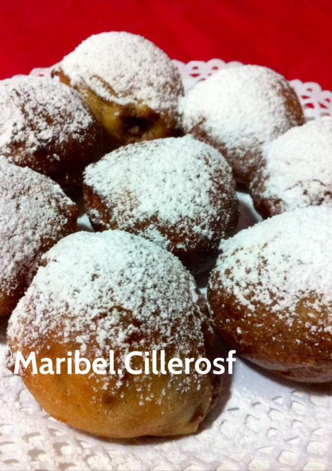 Una foto de Buñuelos rellenos de chocolate