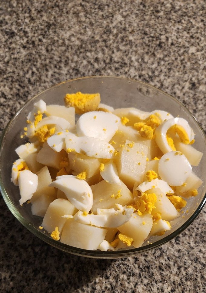 Una foto de Ensalada de papa con huevo