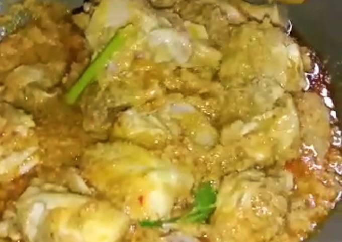 Ayam Palekko (makanan khas Sulawesi Selatan)