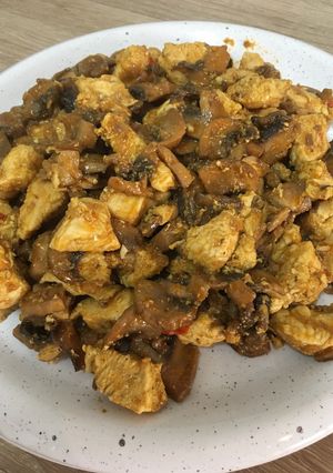 صورة لوصفة صدر دجاج بالفطر😋