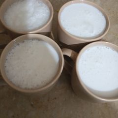A picture of Meethi lassi.
